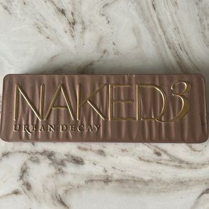 Naked 3 by Urban Decay palette
